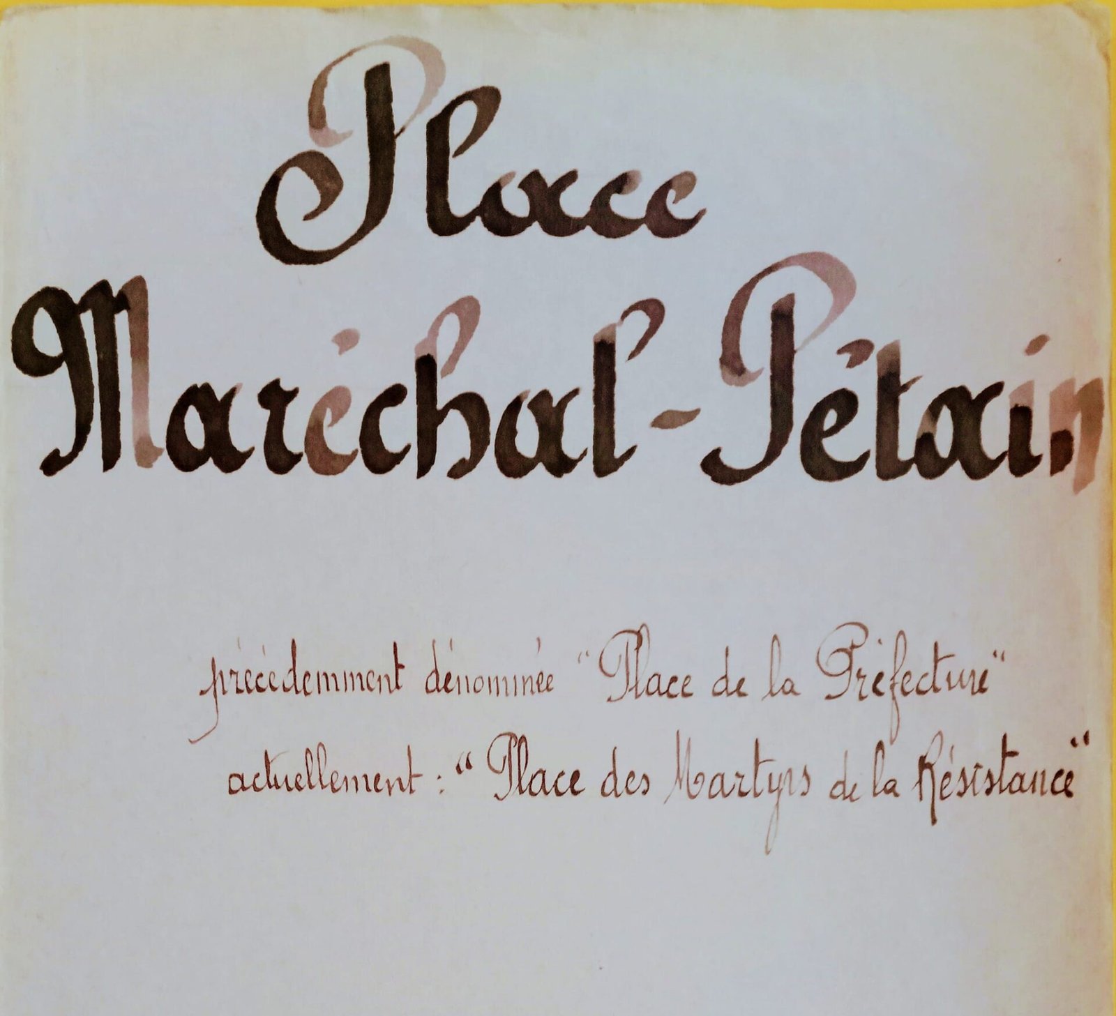 Place du maréchal Pétain - Couverture du dossier des Archives Municipales