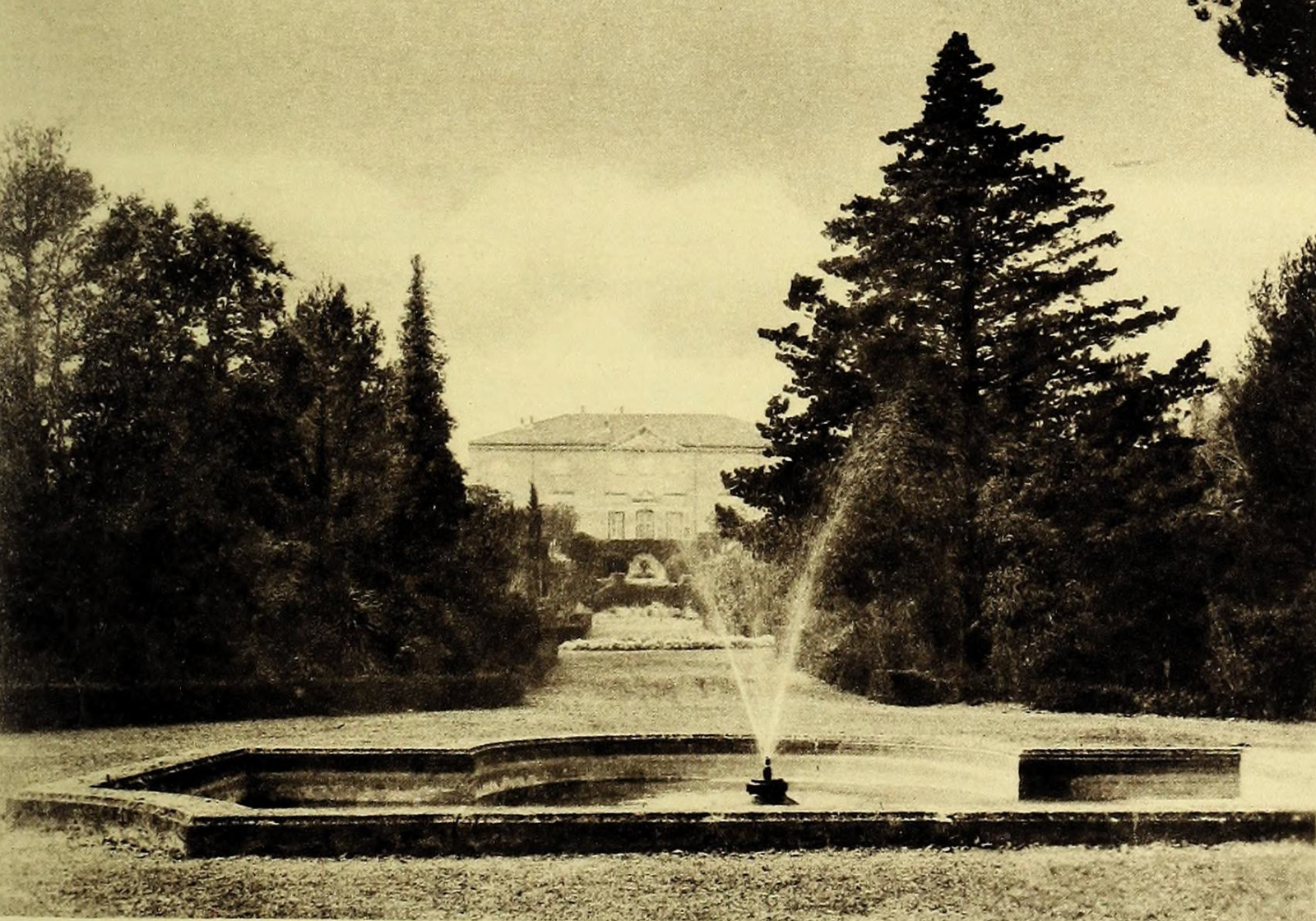 Le château d'Alco, la folie du Conseil Départemental 4 Chateau dAlco parc 1