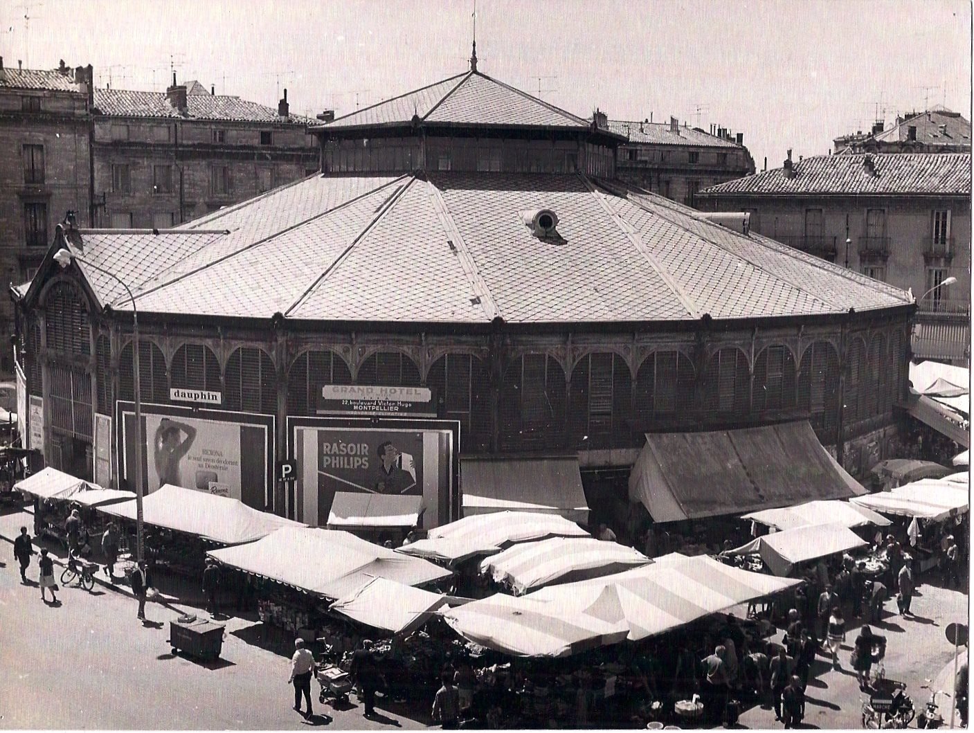 Les Halles Laissac, vers 1960