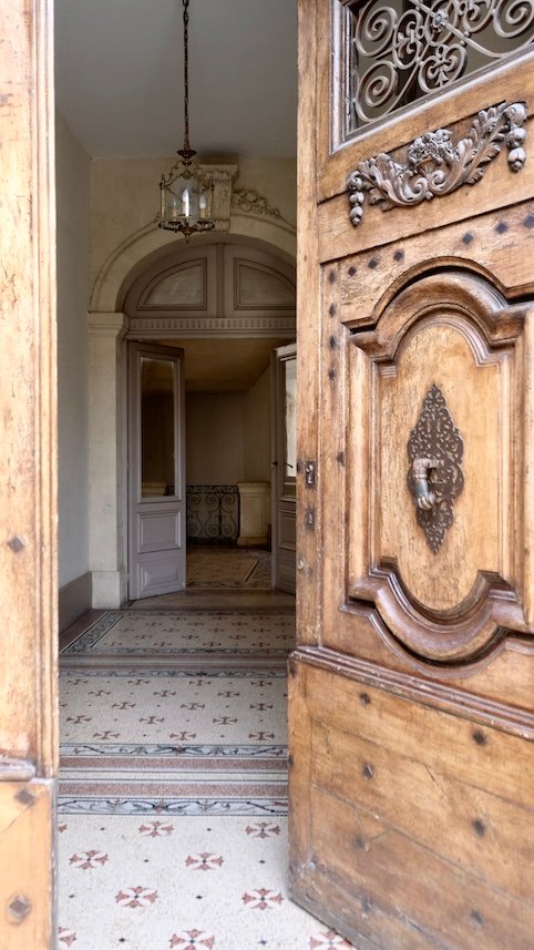 L'hôtel de Paul, un jalon pour l'histoire architecturale de Montpellier 5 Montpellier Hotel de Paul Porte dentree