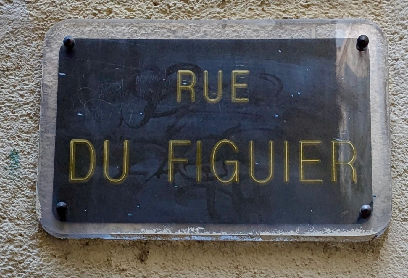 Plaque murale de la rue du Figuier