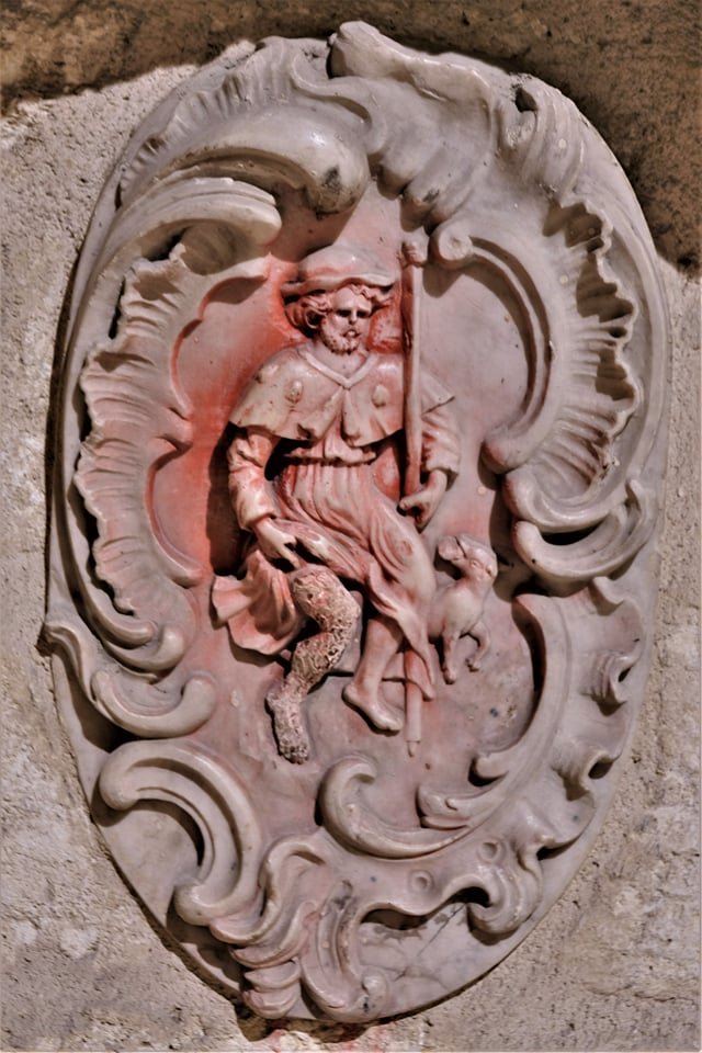 Saint-Roch, entre mythes et réalités 4 Saint Roch Element dautel